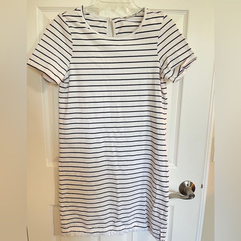 Summer Dress white with Navy Stripes and bottom fringe size M